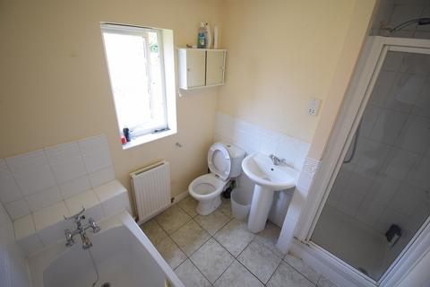 1 bedroom in a house share to rent, Croyland Drive, Bedford MK42
