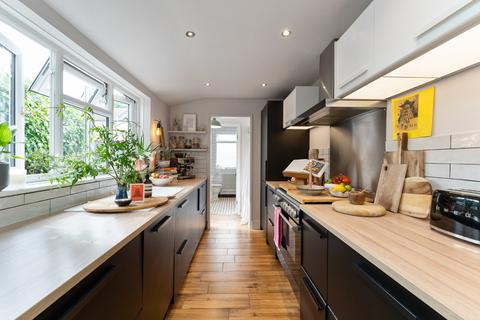 66 Thorpe Road, Forest Gate, London, E7 9EB