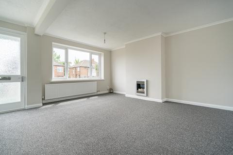47 Ghyllroyd Drive, Birkenshaw, Bradford, BD11 2ET
