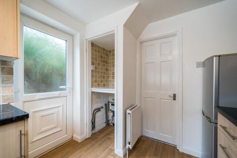 47 Ghyllroyd Drive, Birkenshaw, Bradford, BD11 2ET