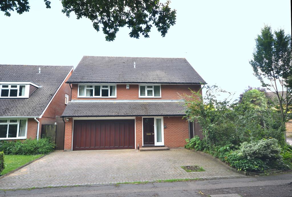 Baldwins Hill, Loughton 5 bed detached house £875,000