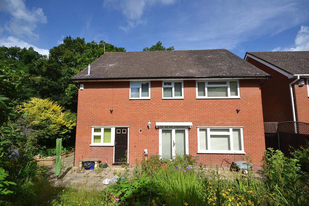 Baldwins Hill, Loughton 5 bed detached house £875,000