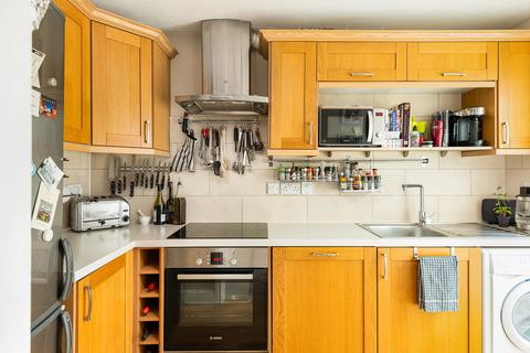 44 The Close, Henley-on-thames, RG9 1SR