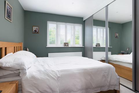 44 The Close, Henley-on-thames, RG9 1SR