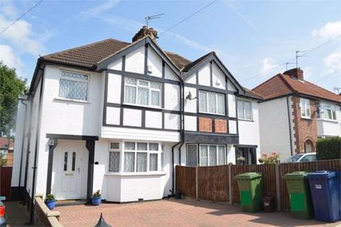 14 Riverdene, Edgware, HA8 9TD