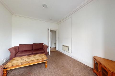3 bedroom flat to rent, Schoolhill, City Centre, Aberdeen, AB10