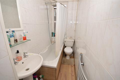 42 Cross Flatts Place, Beeston, Leeds, LS11 7JN