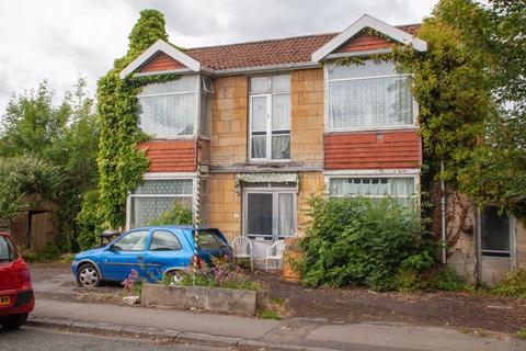 5 bedroom property with land for sale - Gloucester Road, Bath