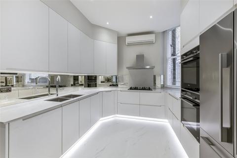 4 bedroom apartment to rent, Wyndham House, Sloane Square, London, SW1W