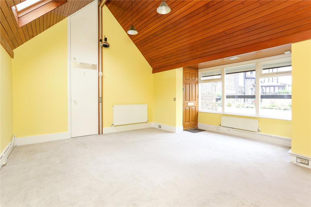 Studio Room