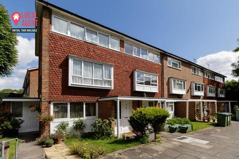 9 Oakways, London, SE9 2PB