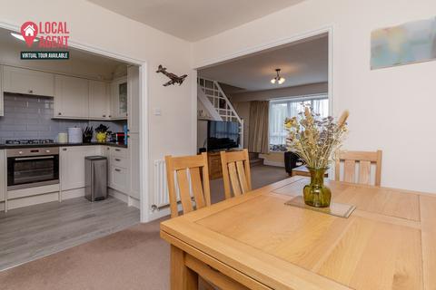 9 Oakways, London, SE9 2PB