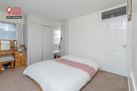 9 Oakways, London, SE9 2PB