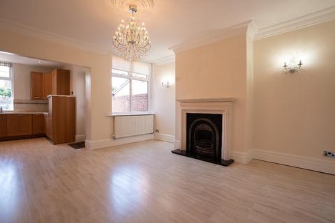 3 bedroom end of terrace house to rent - King Street, Whalley, BB7 9SW