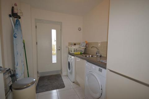 9 Lake Drive, Weldon, Corby, NN17 3FE