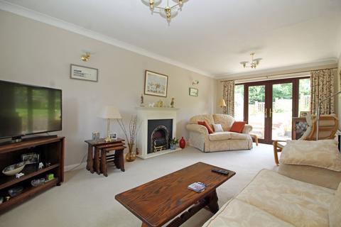 3 Jordan Close, South Croydon, CR2 0JW