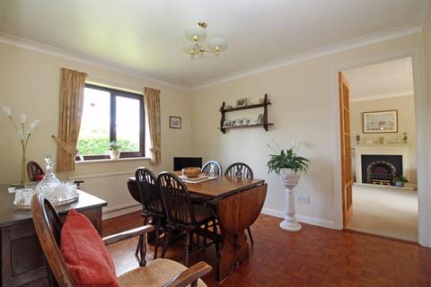 3 Jordan Close, South Croydon, CR2 0JW
