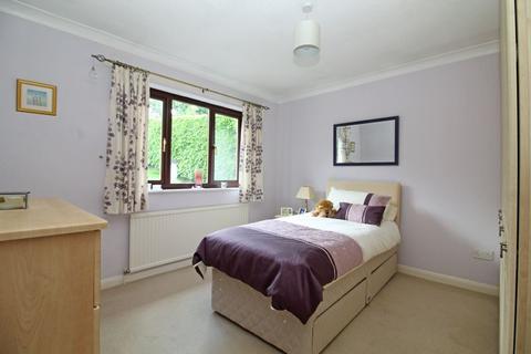 3 Jordan Close, South Croydon, CR2 0JW