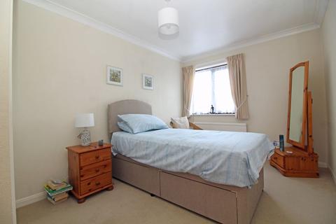 3 Jordan Close, South Croydon, CR2 0JW