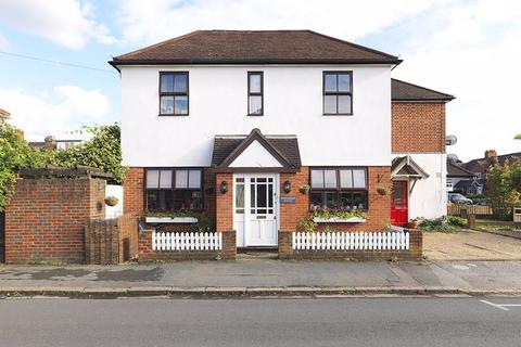 Midsummer Cottage Queens Road, Thames Ditton, KT7 0QX