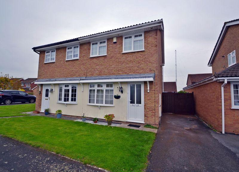 Chipping Cross, Clevedon 2 bed semidetached house £875 pcm (£202 pw)