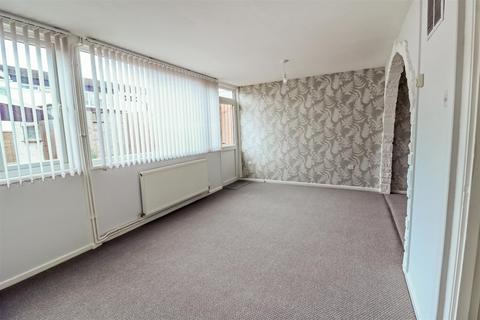 103 Five Acres, Harlow, CM18 6XB