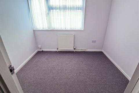 103 Five Acres, Harlow, CM18 6XB