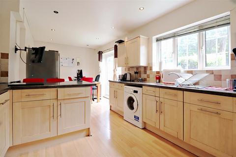 18 Venners Close, Bexleyheath, DA7 6SF