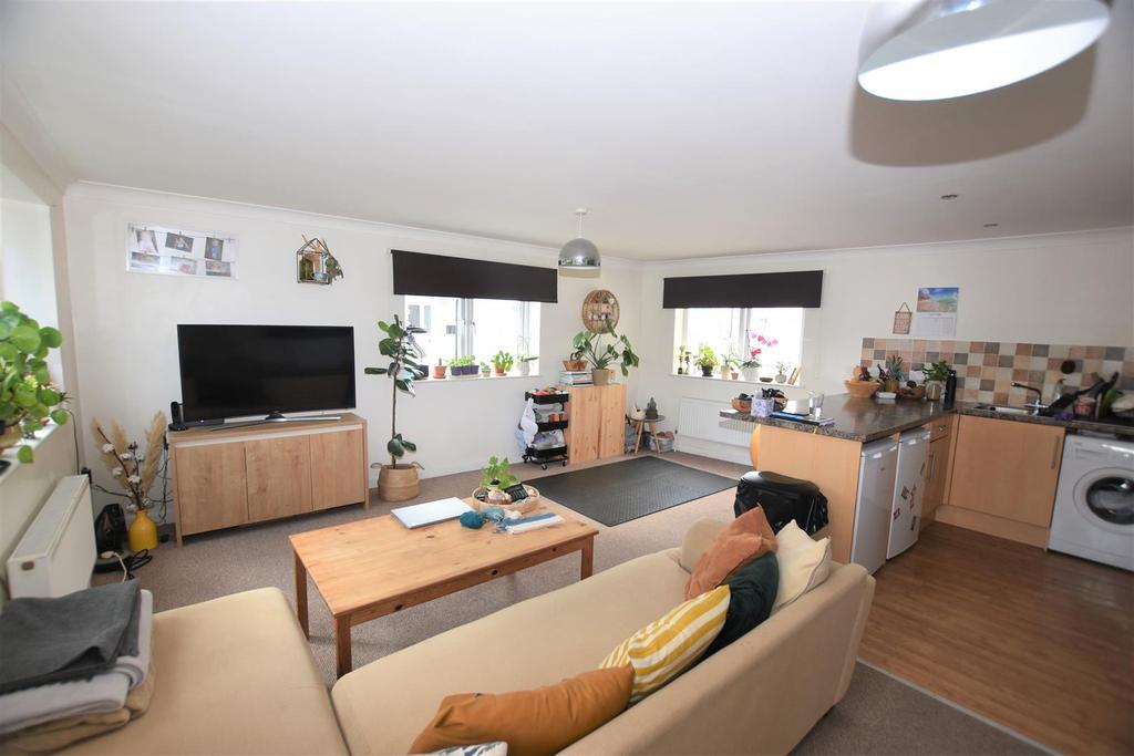 Wilkinson Gardens, Sandy Lane, Redruth 2 bed flat £140,000