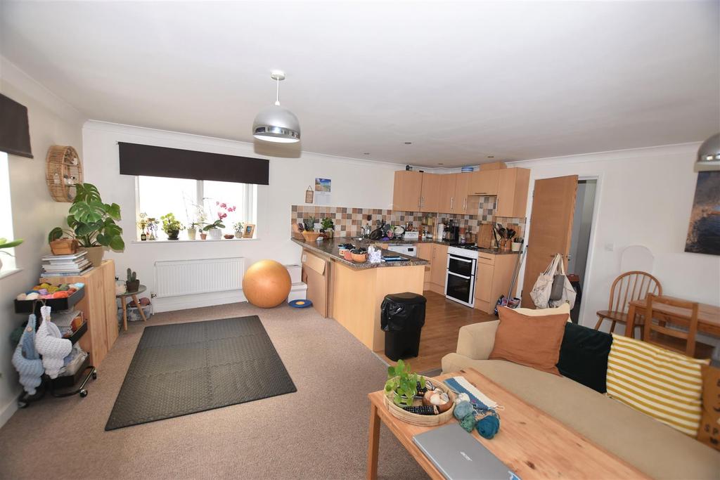 Wilkinson Gardens, Sandy Lane, Redruth 2 bed flat £140,000