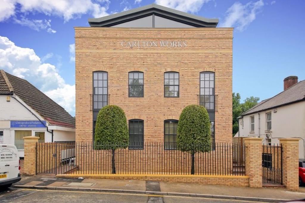 St Johns Hill, Sevenoaks TN13 3NY 1 bed apartment to rent £1,400 pcm