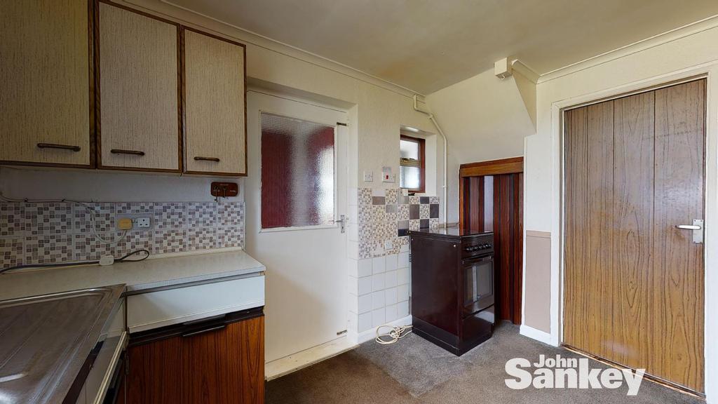 Kitchen 1.jpg