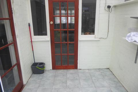 232 Bedfont Lane, Feltham, TW14 9NW