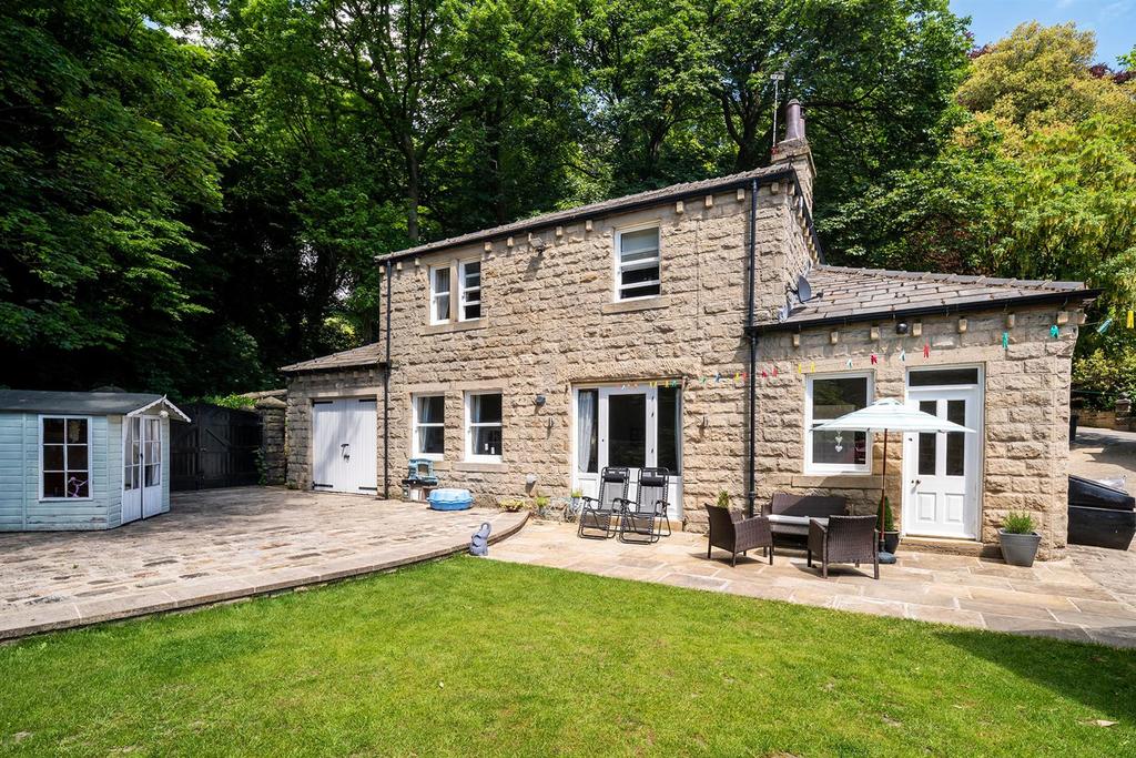 Cliffe Cottage, Cragg Wood Drive, Rawdon 3 bed character property £