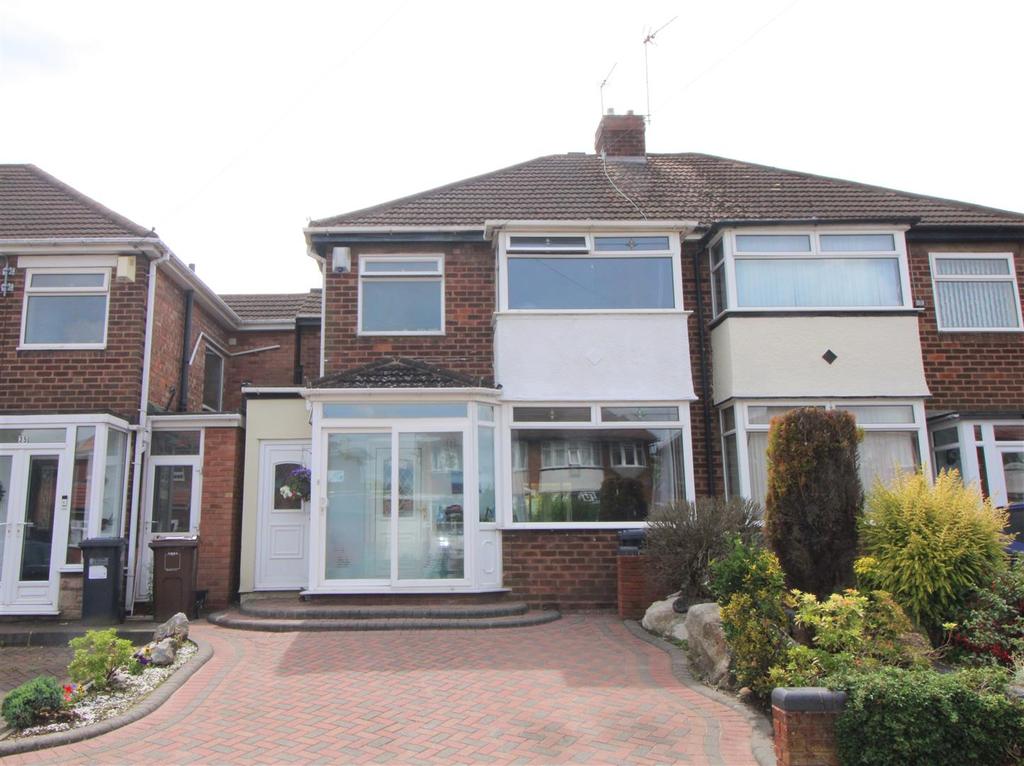 Harvard Road, Solihull 3 bed semidetached house £285,000