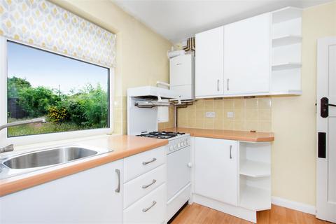 13 Faringdon Avenue, Bromley, BR2 8BP