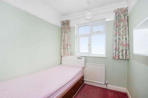 13 Faringdon Avenue, Bromley, BR2 8BP