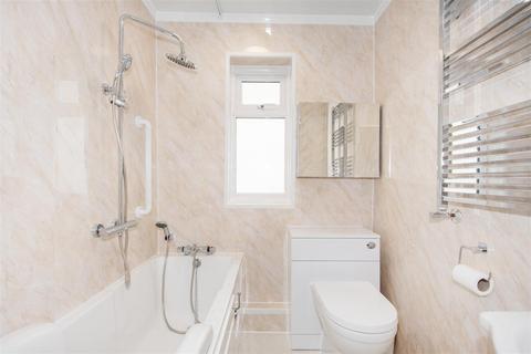 13 Faringdon Avenue, Bromley, BR2 8BP