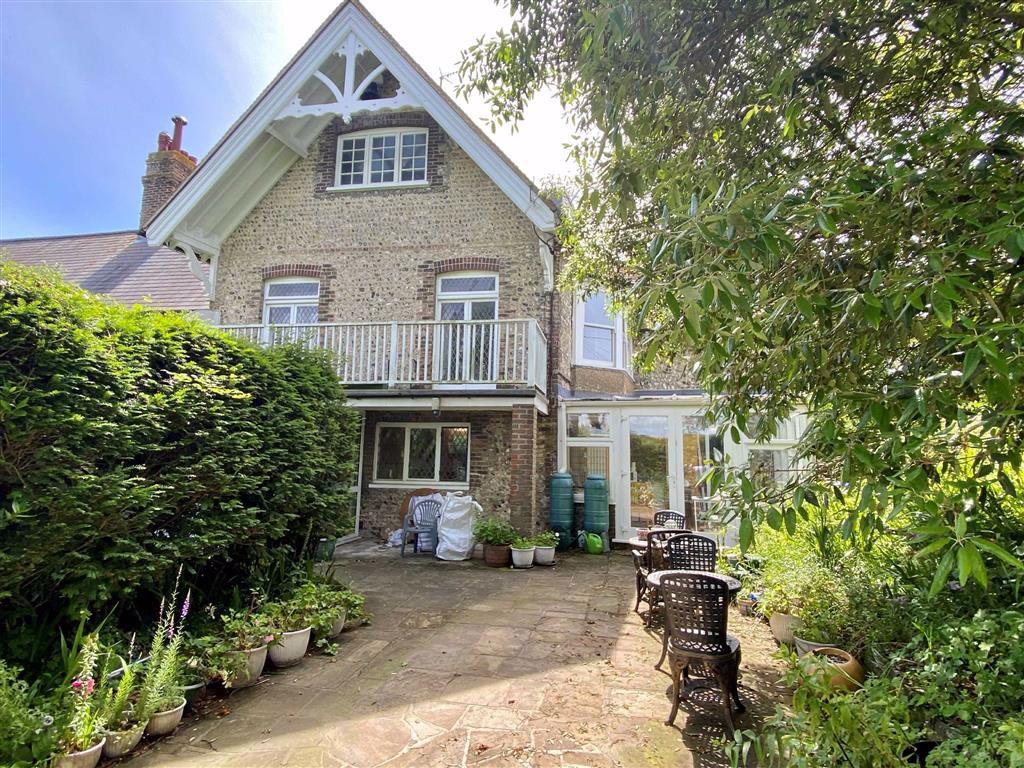 Road, Norton, East Sussex 4 bed semidetached house £725,000