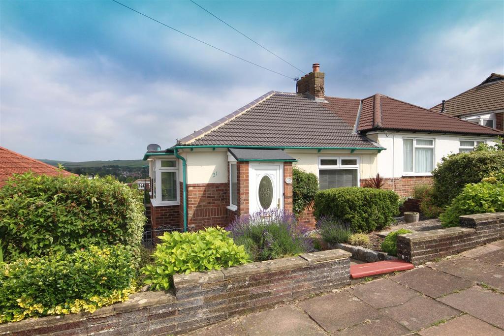 Greenfield Crescent, Brighton 2 bed semidetached bungalow £400,000
