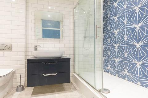 3 bedroom flat to rent, NW1