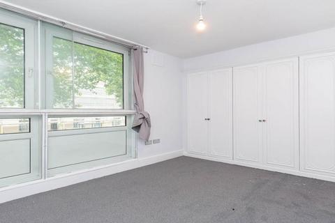 3 bedroom flat to rent, NW1