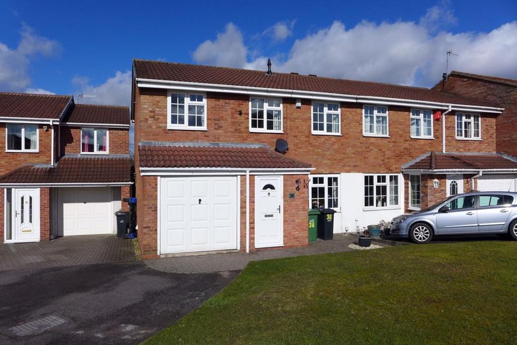 Brompton Drive, Brierley Hill 4 bed semidetached house £875 pcm (£