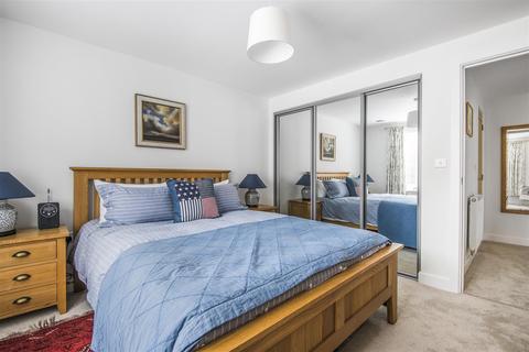 39 Baltic Way, Totnes, TQ9 5WY