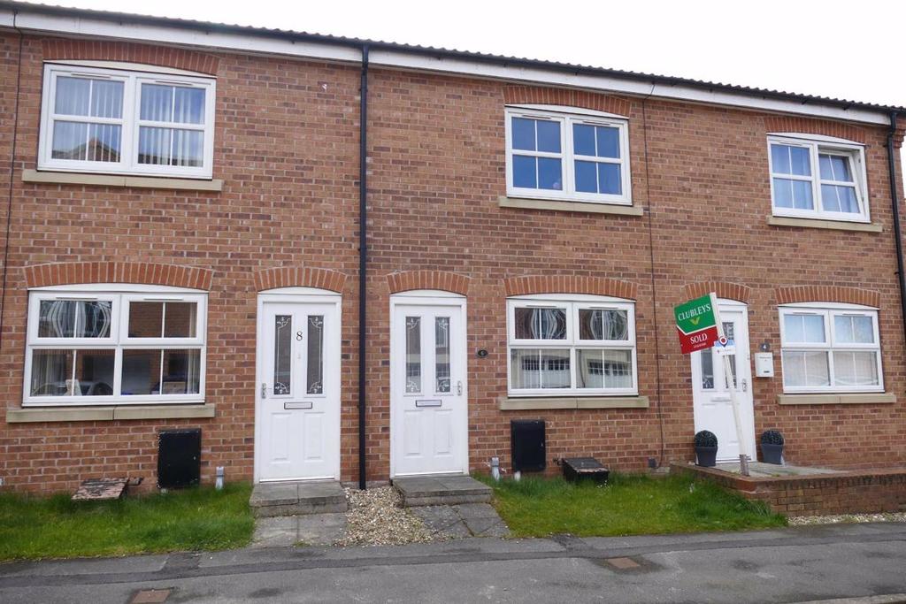 Kings Court, Market Weighton 2 bed terraced house £625 pcm (£144 pw)