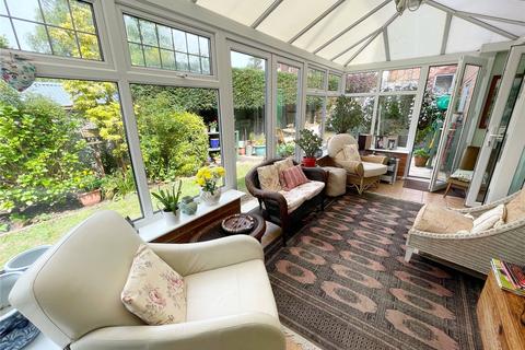 28 Abbots Park, Chester, CH1 4AN