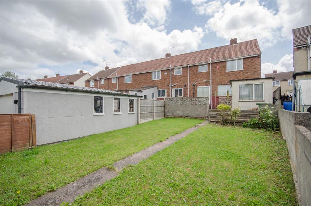 Long Road, Mangotsfield, Bristol, BS16 9HW 3 bed semidetached house