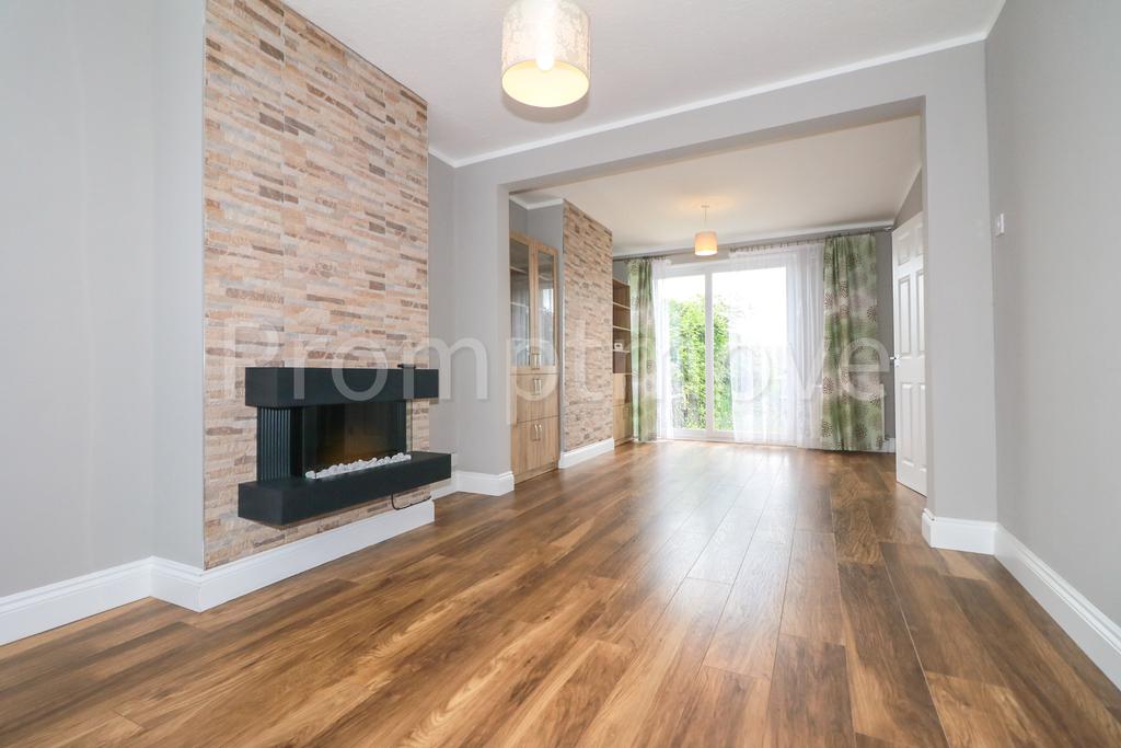 Elmore Road, Luton LU2 3 bed terraced house £1,250 pcm (£288 pw)