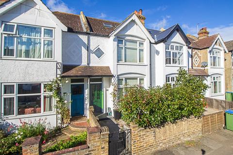 22 Grange Road, West Molesey, KT8 2PP