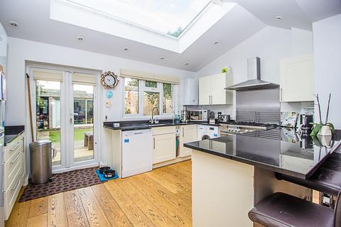 22 Grange Road, West Molesey, KT8 2PP